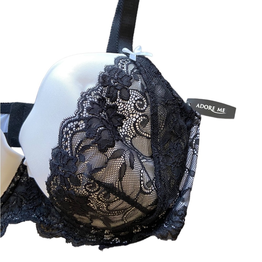 Adore Me Lace Bra - Picture 2 of 9